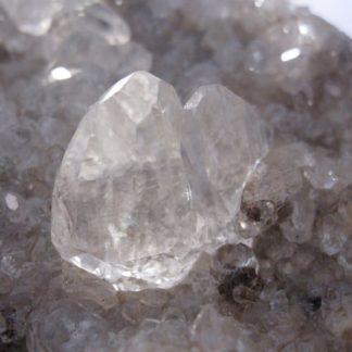Calcite gemme, Pau, Pyrénées-Atlantiques.