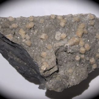 Chabazite, Pont de la Taule, Haute-Garonne.