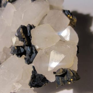 Chalcopyrite et quartz, Le Burg, Tarn.