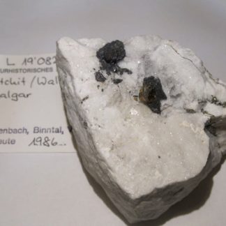 Hatchite et wallisite, Lengenbach, Binntal, Valais, Suisse.