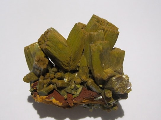 Pyromorphite, mine des Farges, Ussel, Corrèze, France.