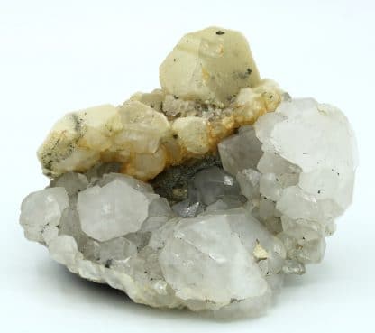 Calcite sur quartz de la mine de Peyrebrune (Tarn)