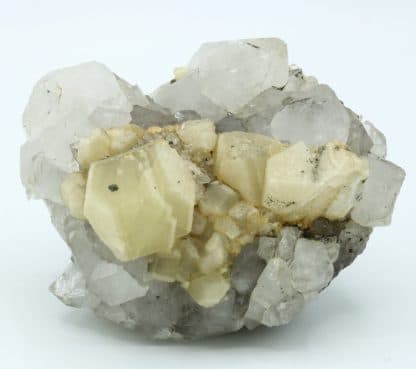 Calcite sur quartz de la mine de Peyrebrune (Tarn)