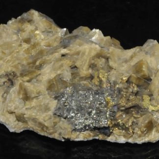 Chalcopyrite sur sidérite de la mine de La Mure (près de Grenoble en Isère).