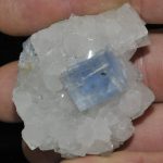 Fluorite bleue du Burc (Burg - Tarn).