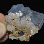 Fluorite bleue de la mine d'Embournegade (Tarn).