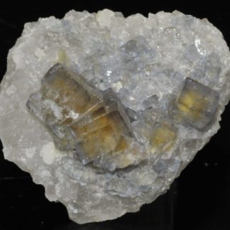 Fluorite en cristaux avec fantômes de la mine du Burc (Burg - Tarn).