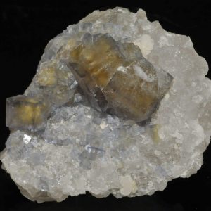 Fluorite en cristaux avec fantômes de la mine du Burc (Burg - Tarn).