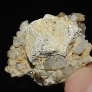 Galène, quartz et pyromorphite de la carrière du Rocher du Bœuf à l’Argentolle (Morvan).