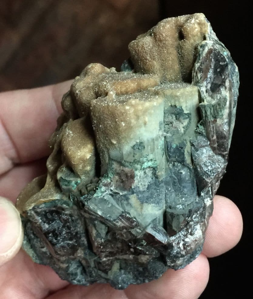 Pyromorphite et galène (sexangulite) de la mine de Huelgoat dans le Finistère.