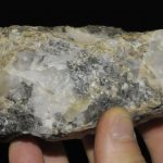 Scheelite de la mine de Salau à Couflens (Ariège).