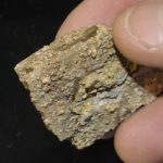 Stolzite de la mine de Sainte-Lucie à Saint-Léger-de-Peyre en Lozère.