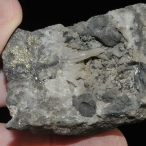 Sphalérite (blende) de Roumanie (ex Deyrolle).