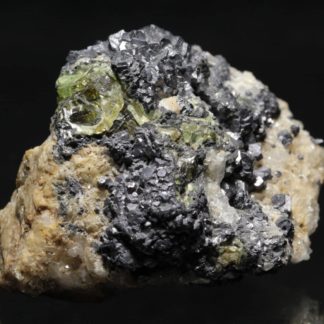 Sphalérite verte (blende) avec quartz et sidérite d'Allevard (Isère).
