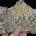 Fluorite violacée de Chine.