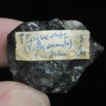 Fluorine verte (villiaumite) du Puy de Dôme.