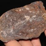 Hématite de Pouzac dans les Hautes-Pyrénées (étiquettes anciennes)