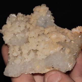 Quartz et scalénoèdres de calcite, mine de Fontsante, Var.