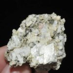 Fluorite rose du Mont-Blanc (Chamonix - Haute-Savoie).