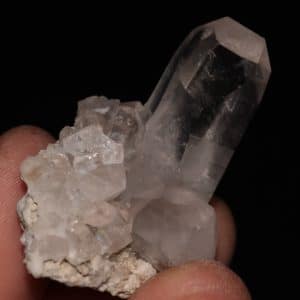 Quartz limpide du massif de la Lauzière en Savoie