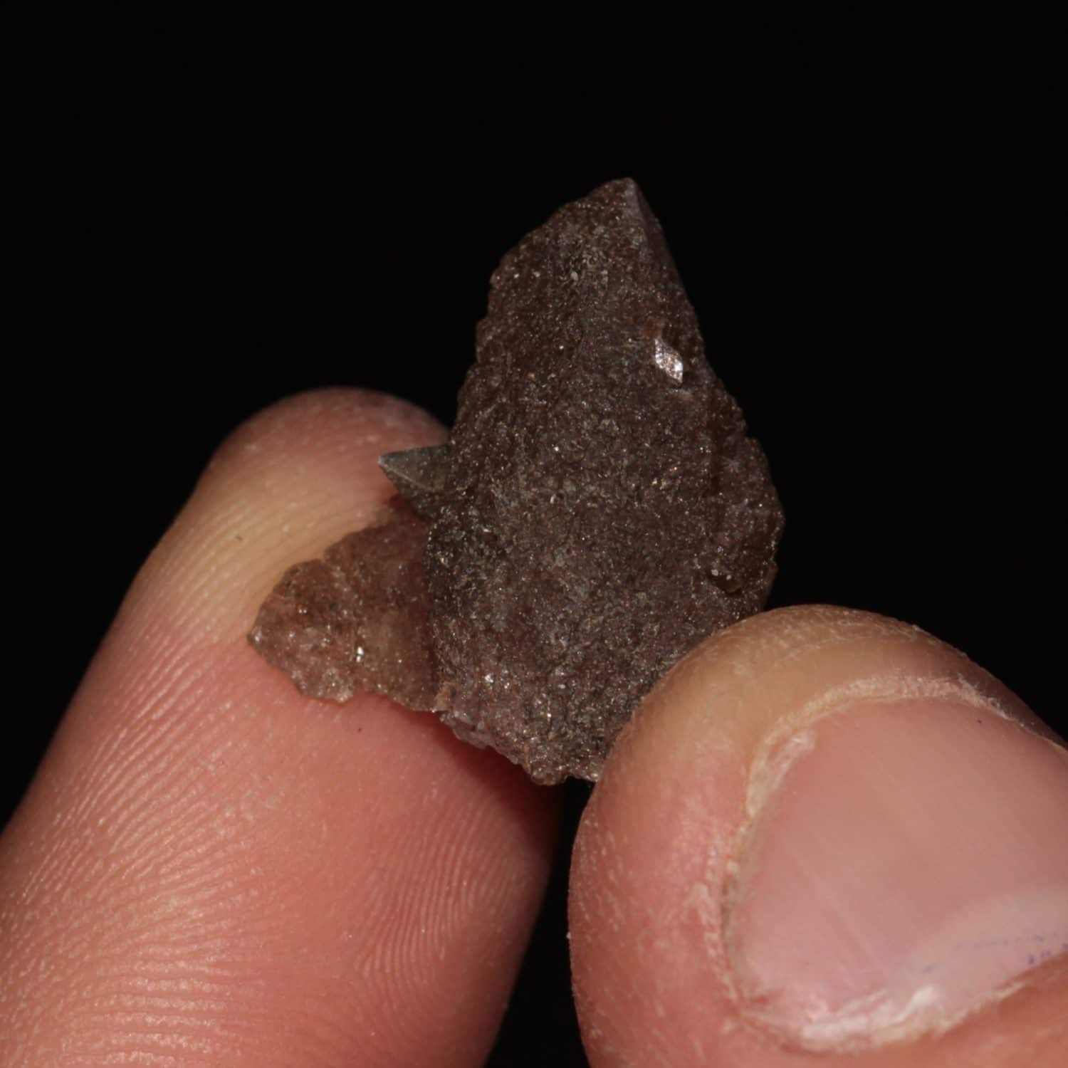 Anatase isolée sur quartz cloriteux de la Lauzière en Savoie