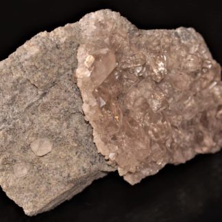 Quartz fumé et fluorite, travaux du tunnel Lötschberg, Suisse.