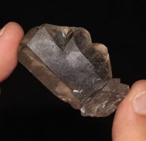 Gwindel, quartz fumé vrillé, Aiguille de Talèfre, Mont-Blanc, Haute-Savoie.