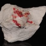 Hatchite, wallisite et réalgar, carrière de Lengenbach, Binntal, Suisse.