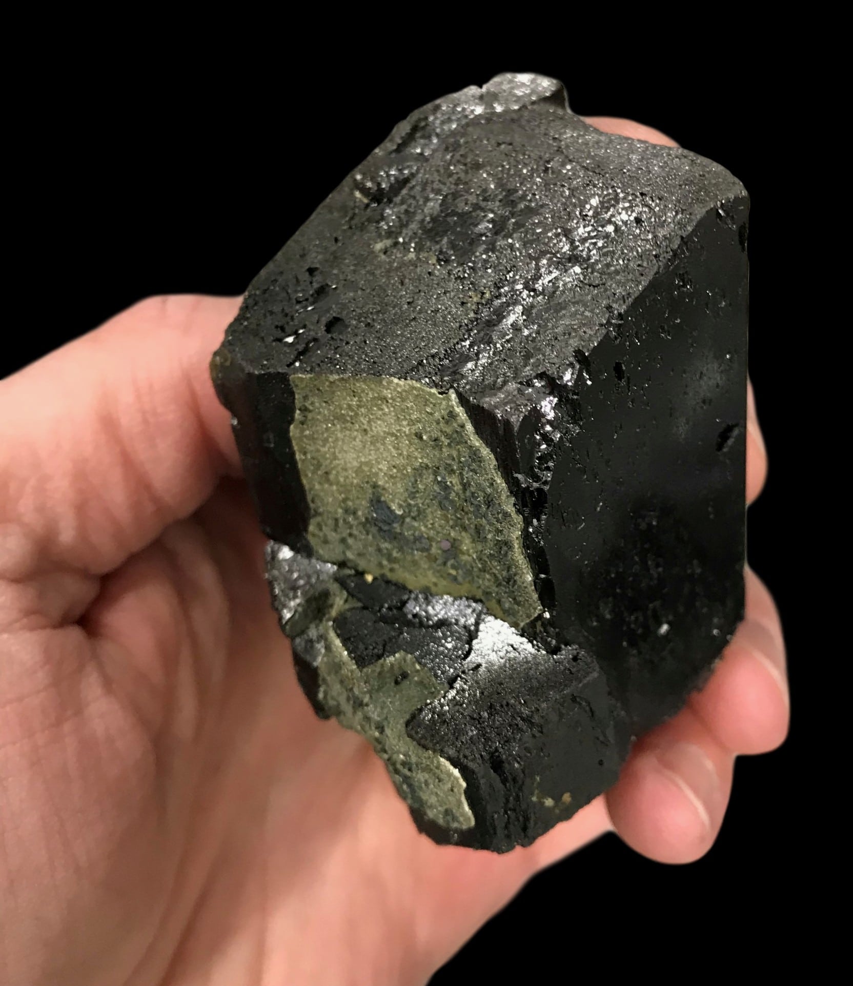 Cristal de wolframite, minéral de la mine de Panasqueira au Portugal