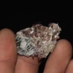 Axinite et épidote, Rochers d'Armentier, Oisans, Isère.