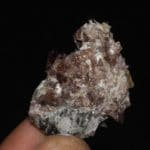 Axinite et épidote, Rochers d'Armentier, Oisans, Isère.