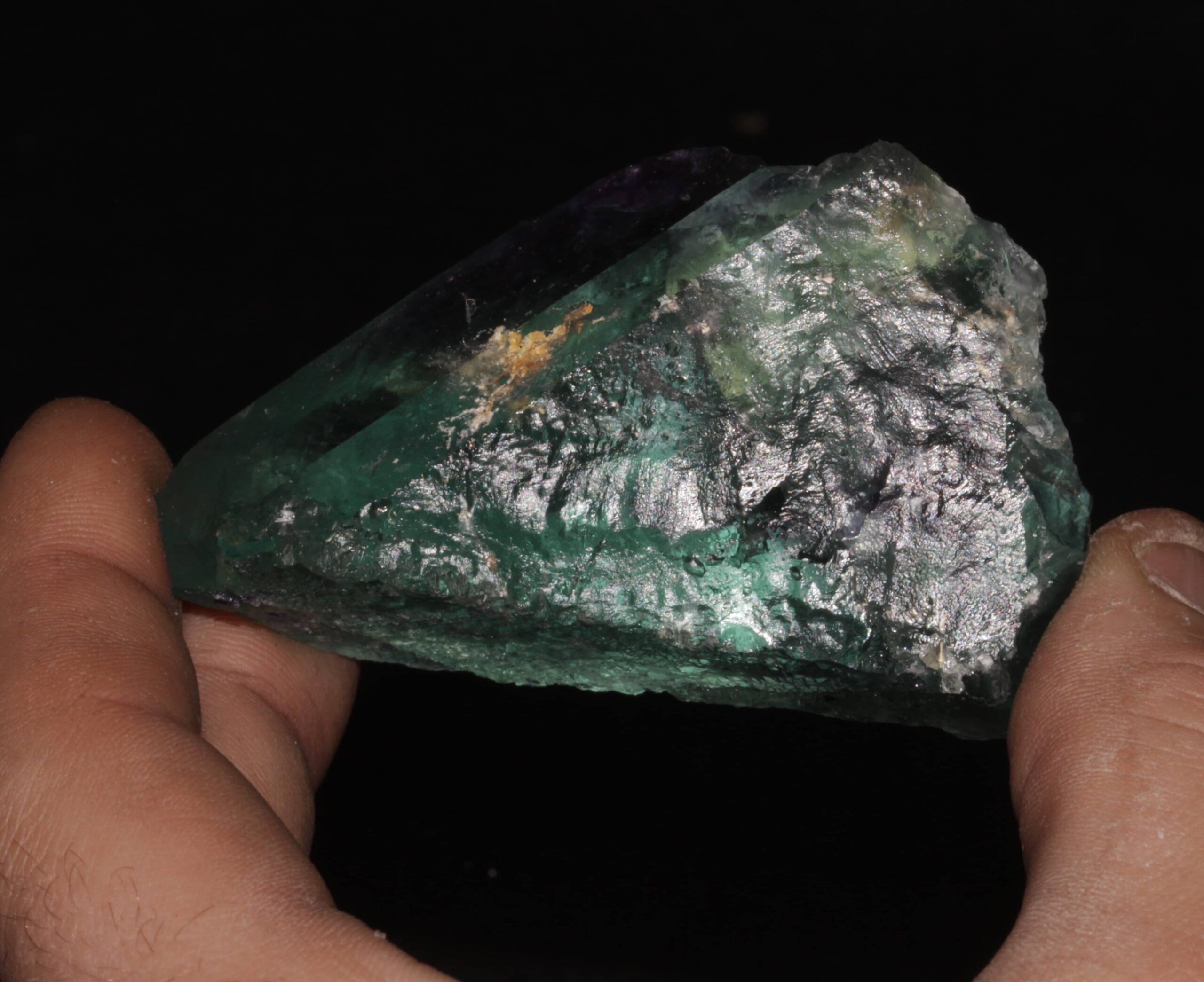 Fluorine massive verte, carrière de Boltry, Seilles, Belgique.