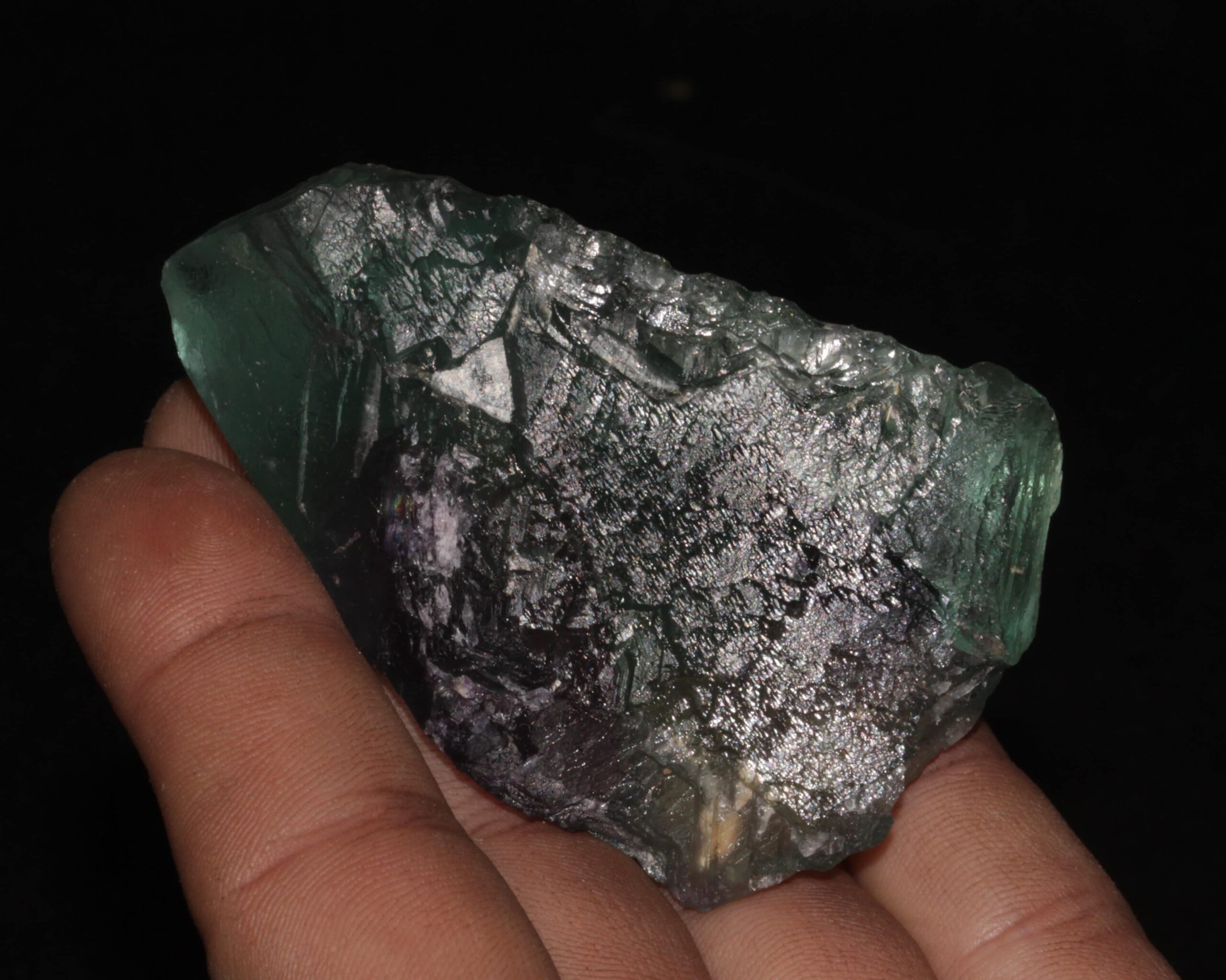 Fluorine massive verte, carrière de Boltry, Seilles, Belgique.