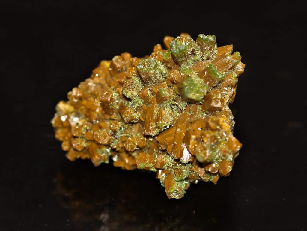 Pyromorphite, mine des Farges, Corrèze, France.