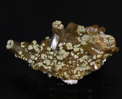 Pyromorphite de la mine des Farges, près d'Ussel, Corrèze.