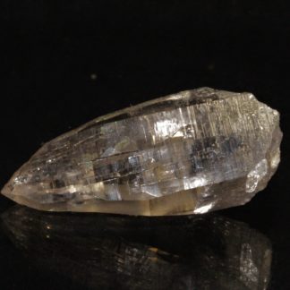 Cristal de Quartz habitus Tessiner, Piora, Quinto, Tessin, Suisse.