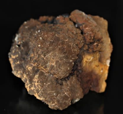 Pseudomorphose de pyromorphite en plomb-gomme, Echassières, Allier.