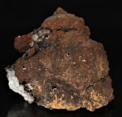 Pseudomorphose de pyromorphite en plomb-gomme, Echassières, Allier.