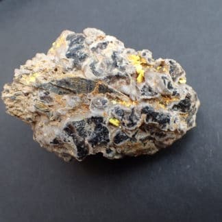 Autunite et quartz fumé de Vénachat en Haute-Vienne (Limousin).