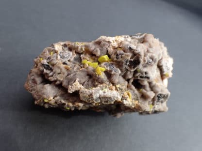 Autunite et quartz fumé de Vénachat en Haute-Vienne (Limousin).