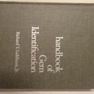 Handbook of Gem Identification (Anglais) Relié – 1 juin 1993 de Richard T., Jr. Liddicoat.