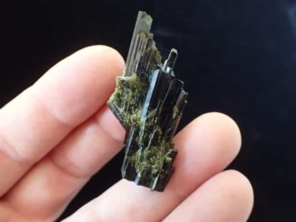 Epidote de la Knappenwand, Hohe Tauern, Salzburg en Autriche.