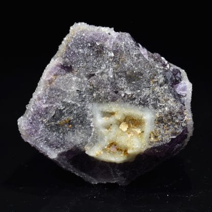 Fluorite et quartz, carrière du Pont des Bouyges, Moustier-Ventadour, Corrèze.