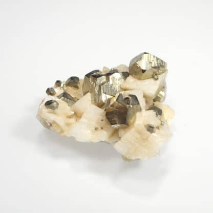 Pyrite et dolomite, mine de Saint-Pierre-de-Mésage, Isère.