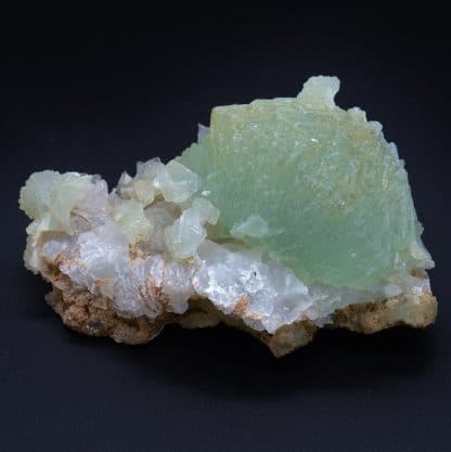 Prehnite, Mont Gogoboseb, Région Brandberg, Namibie.