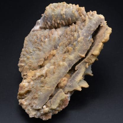 Baryte saupoudrée de fluorite, Les Porres, Var, France.