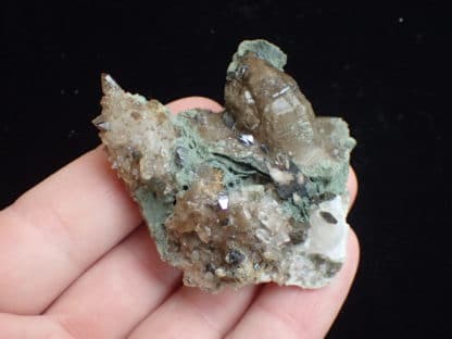 Anatase, rutile et quartz, Entre Deux Roches, La Lauzière en Savoie.