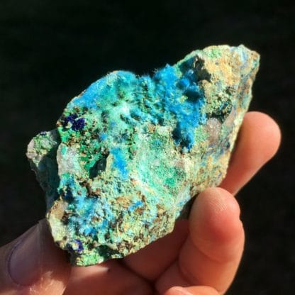 Cyanotrichite et parnauite, Mine Cap Garonne, Le Pradet, Var.