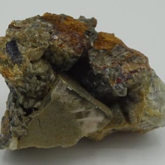 Fluorine et smithsonite, carrière du Rivet, Peyrebrune, Tarn.