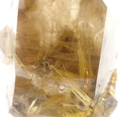 Quartz fumé à inclusions de Rutile, Brésil.